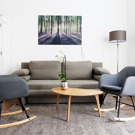 Droy By Rockchair Apartments L Superhost Status L 2 Bedroom Boxspringbeds Next To Center "Kurfuerstendamm" - Cozy Family & Business Flair Welcomes You! Βερολίνο Εξωτερικό φωτογραφία
