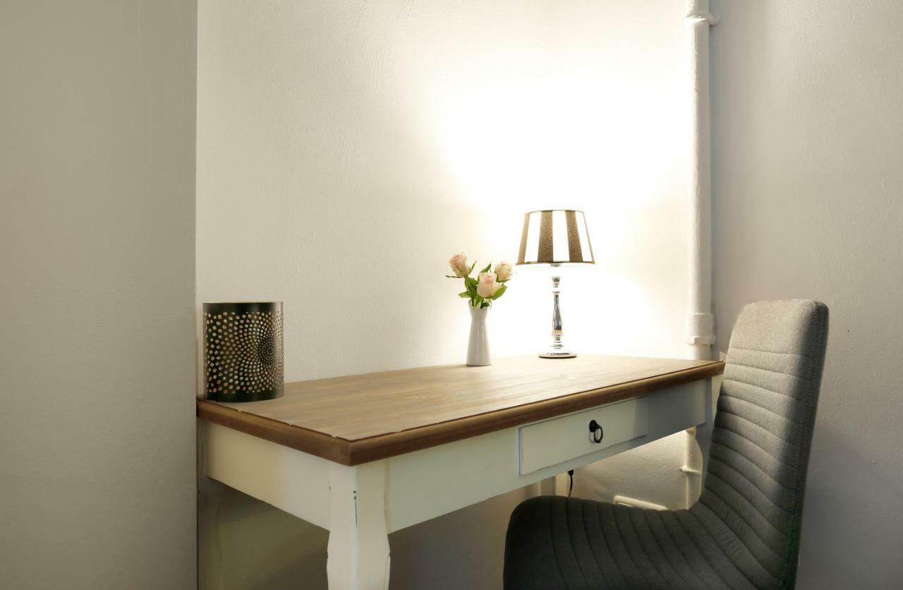 Droy By Rockchair Apartments L Superhost Status L 2 Bedroom Boxspringbeds Next To Center "Kurfuerstendamm" - Cozy Family & Business Flair Welcomes You! Βερολίνο Εξωτερικό φωτογραφία