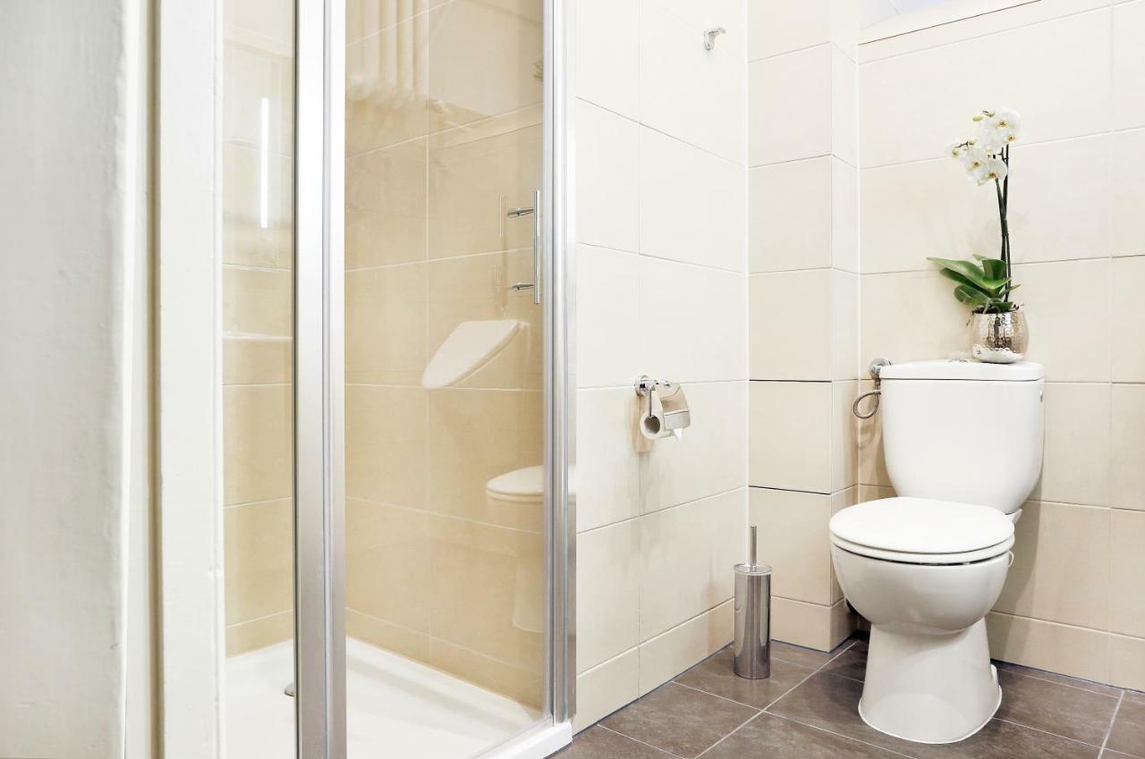 Droy By Rockchair Apartments L Superhost Status L 2 Bedroom Boxspringbeds Next To Center "Kurfuerstendamm" - Cozy Family & Business Flair Welcomes You! Βερολίνο Εξωτερικό φωτογραφία